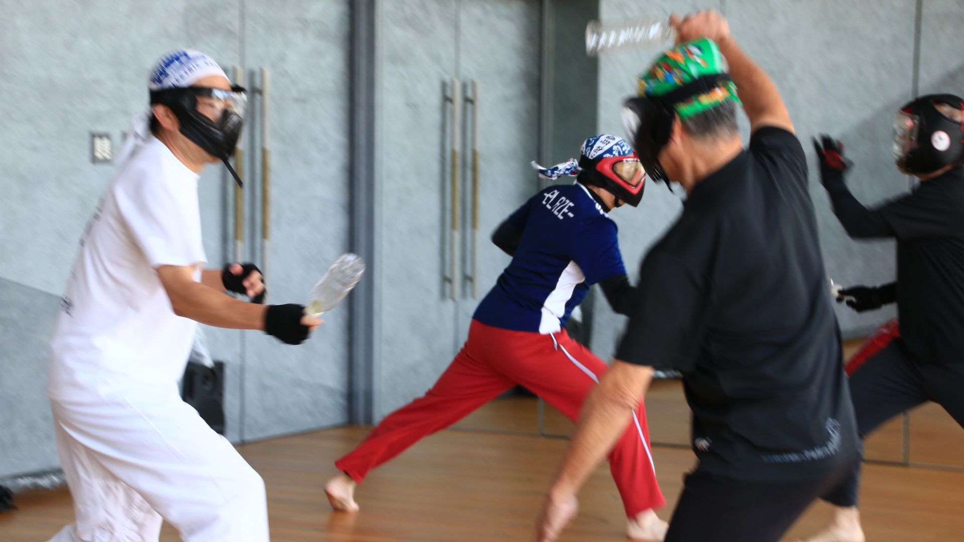Blade Bottle Battle 競技イメージ